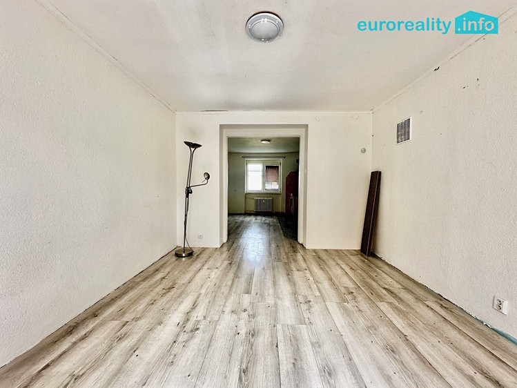 Pronájem bytu 2+1, 57 m² (5 z 9)