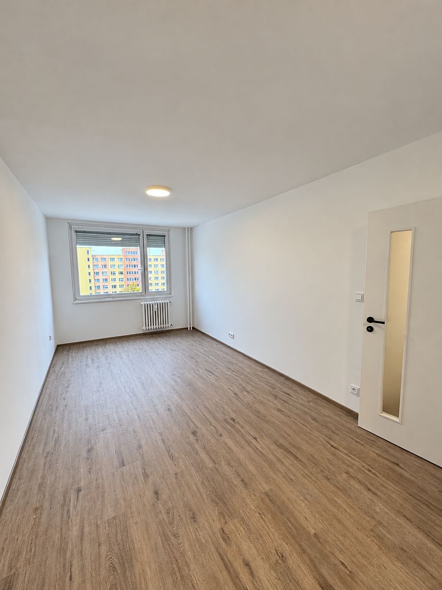 Prodej bytu 2+kk 44 m², Praha – fotka 1 z 3