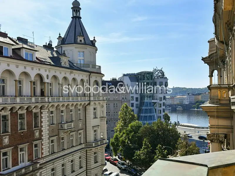 Pronájem bytu 3+1 104 m², Praha – náhled fotky 3