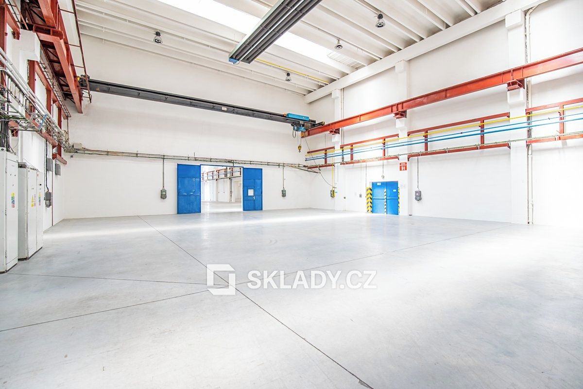 Pronájem skladového prostoru 2500 m², Hořice – fotka 1 z 3