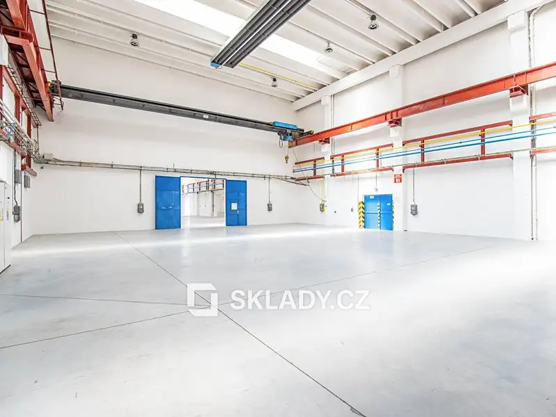 Pronájem skladového prostoru 2500 m², Hořice – náhled fotky 1