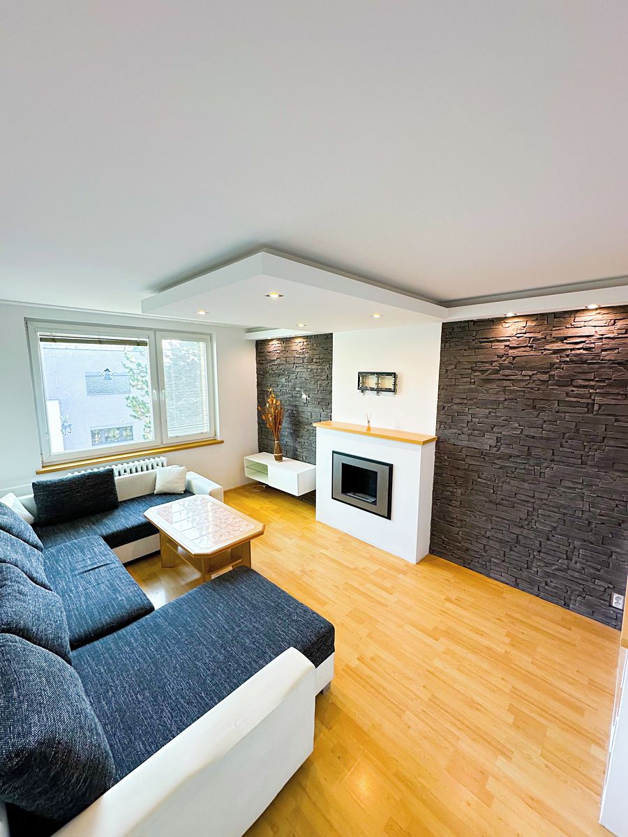 Pronájem bytu 4+1 75 m², Třebíč – fotka 1 z 3