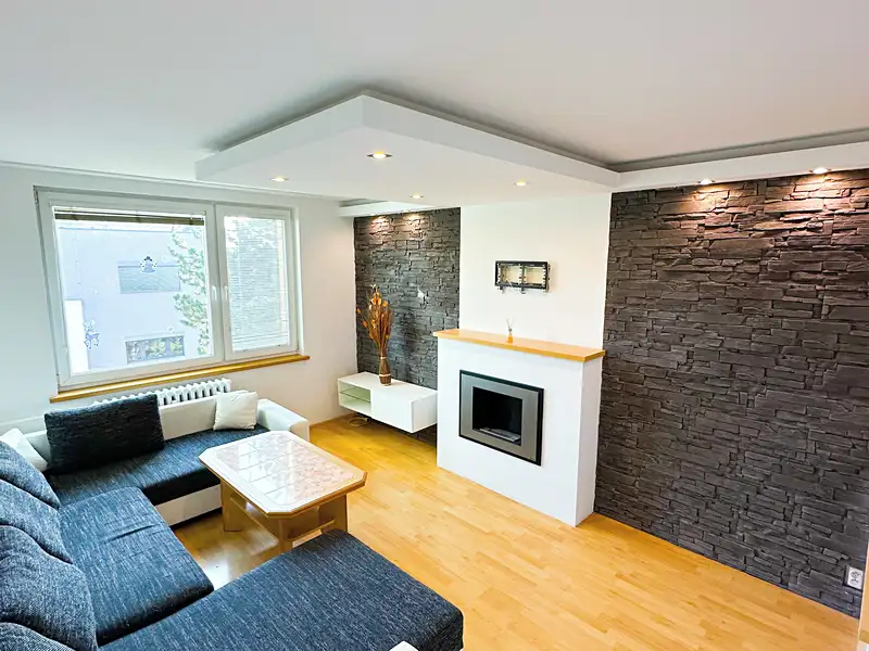Pronájem bytu 4+1 75 m², Třebíč – náhled fotky 1