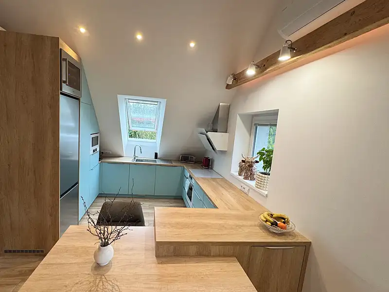 Prodej vícegeneračního domu 228 m², pozemek 1507 m², Klučenice – náhled fotky 3