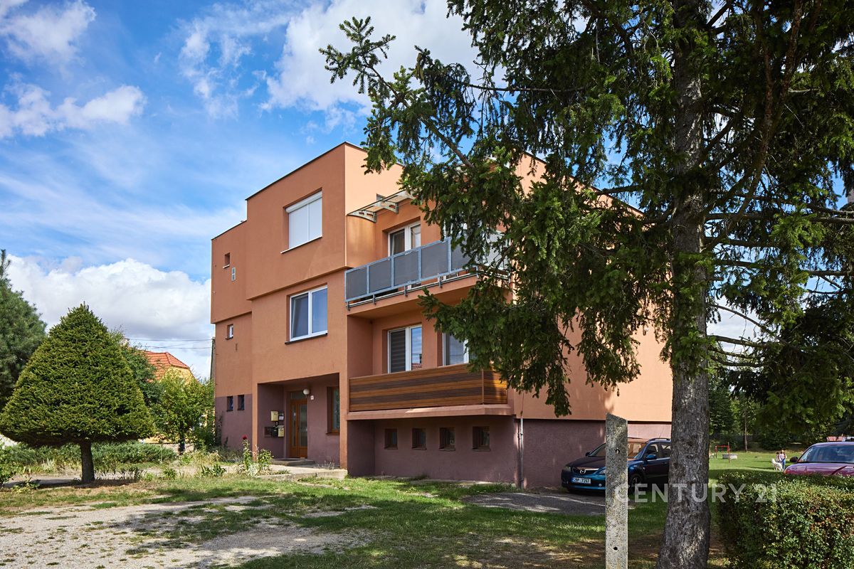 Prodej bytu 3+kk 65 m², Šumná – fotka 1 z 3