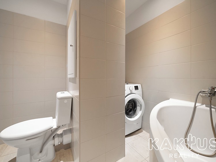Pronájem bytu 3+kk, 59 m² (12 z 22)