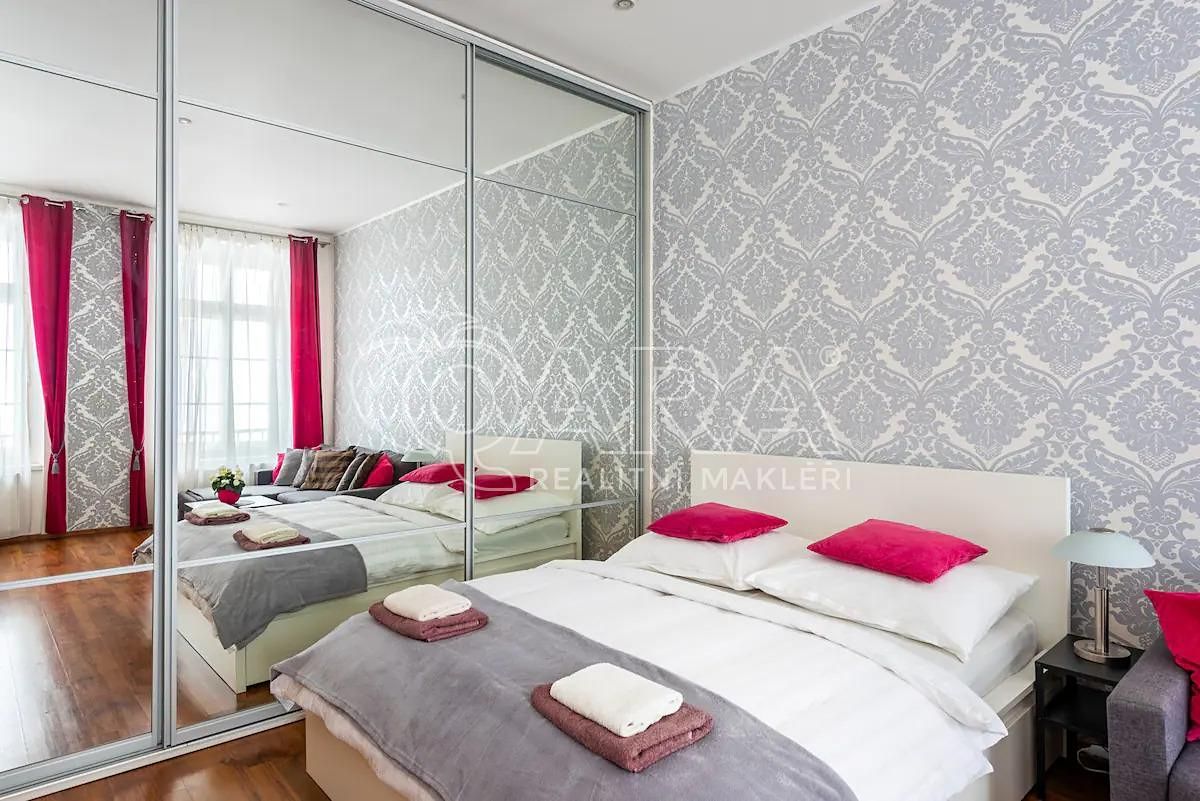 Pronájem bytu 1+kk 39 m², Praha – fotka 1 z 3