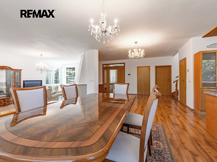 Haus zur Miete, 280 m² (9 von 72)