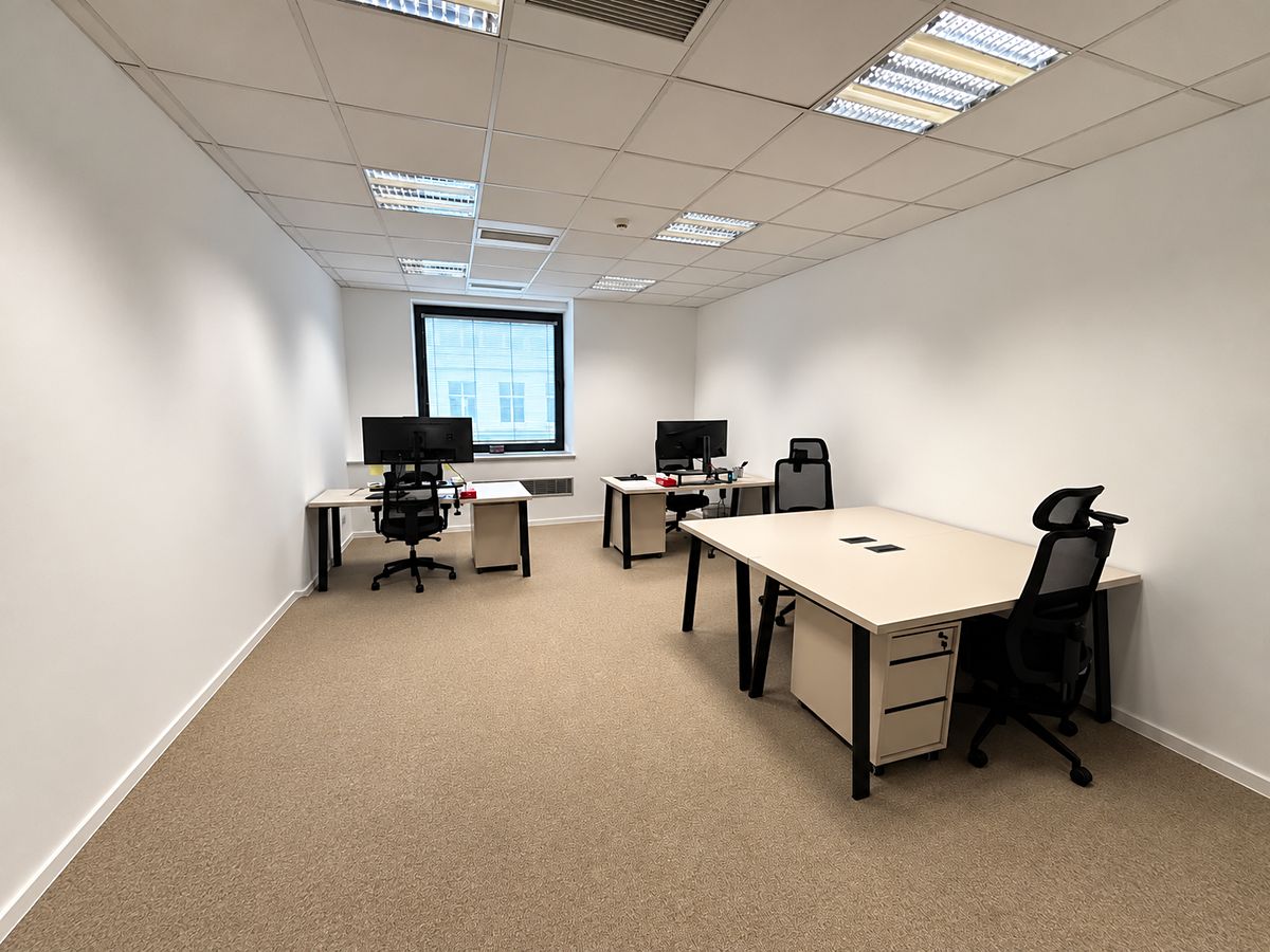 Pronájem kanceláře 26 m², Praha – fotka 1 z 3