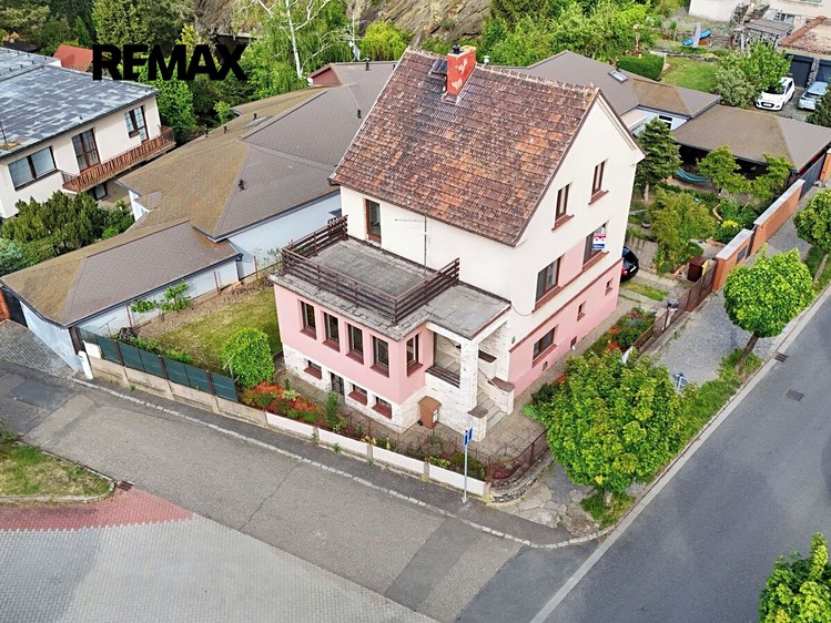 Prodej domu, 180 m² (2 z 33)