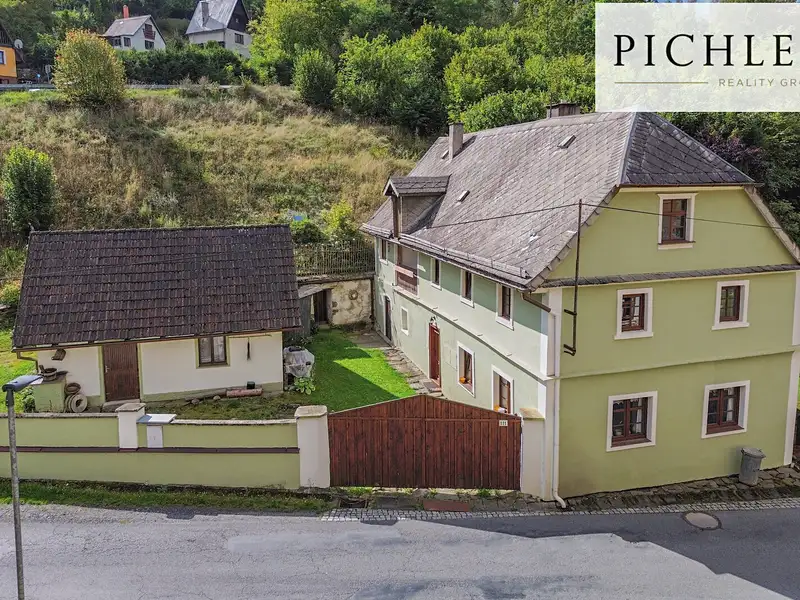 Prodej rodinného domu 158 m², pozemek 1430 m², Úterý – náhled fotky 2