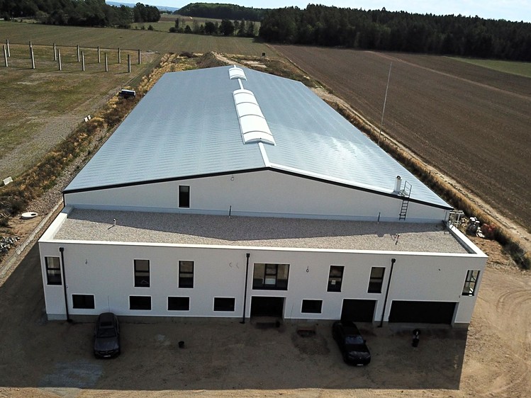 Pronájem komerčního prostoru, 4 640 m² (2 z 27)