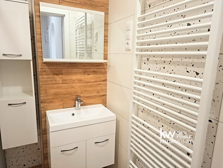 Pronájem bytu 3+1, 92 m² (12 z 35)