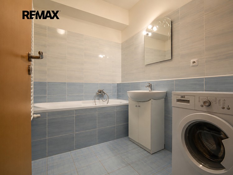 Pronájem bytu 2+kk, 70 m² (11 z 17)