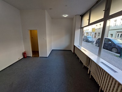 Pronájem komerčního prostoru, 28 m² (3 z 5)
