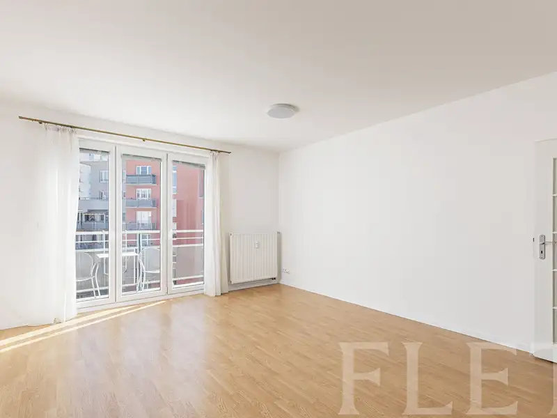 Pronájem bytu 2+kk 53 m², Praha – náhled fotky 1