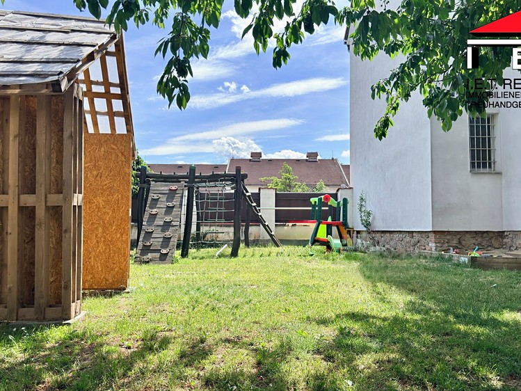 Haus zum Kauf, 303 m² (11 von 16)