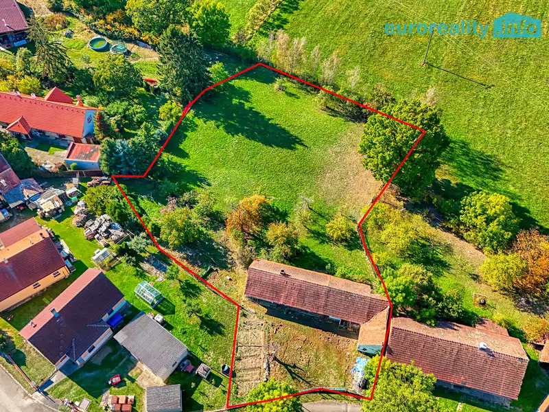 Prodej stavebního pozemku 3282 m², Chocenice – náhled fotky 1