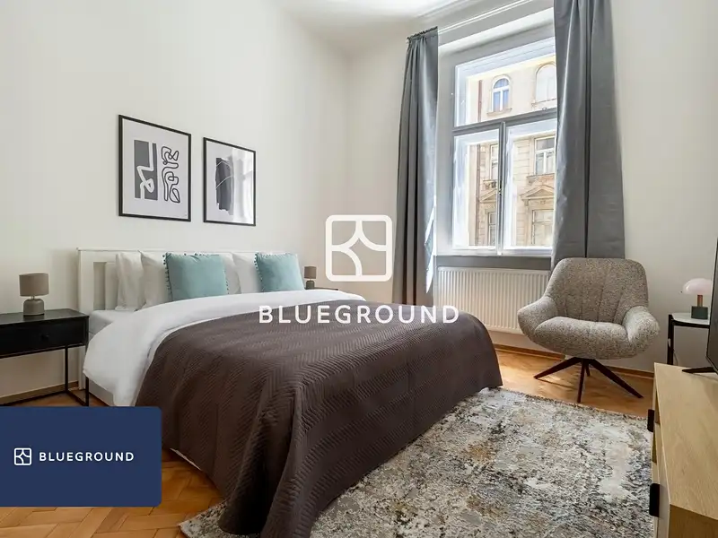 Pronájem bytu 1+1 38 m², Praha – náhled fotky 2