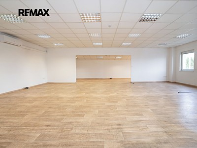 Pronájem komerčního prostoru, 338 m² (3 z 24)