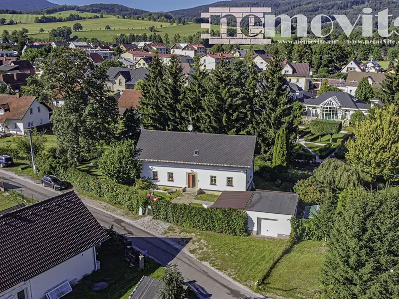 Prodej rodinného domu 140 m², pozemek 825 m², Mladé Buky – náhled fotky 2
