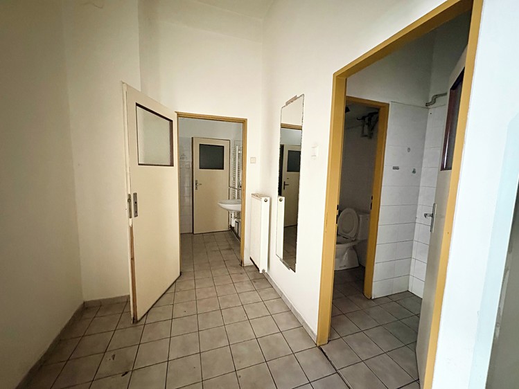 Gewerbefläche zum Kauf, 700 m² (19 von 25)