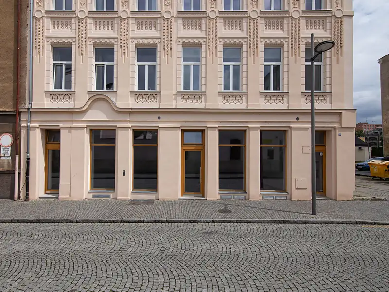 Pronájem obchodního prostoru 72 m², Opava – náhled fotky 1