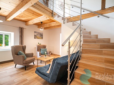 Prodej komerčního prostoru, 302 m² (2 z 22)