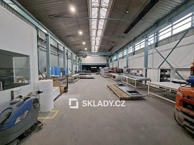 Prodej výrobní haly, prostoru 9981 m², Piešťany – náhled fotky 3