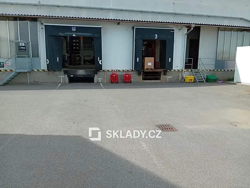 Pronájem skladového prostoru 4000 m², Třebíč – náhled fotky 2