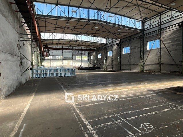 Pronájem skladového prostoru 2400 m², Bystřany – fotka 1 z 3