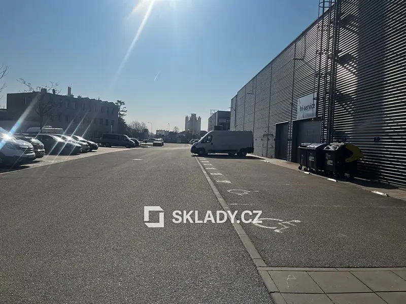 Pronájem skladového prostoru 325 m², Brno – náhled fotky 3