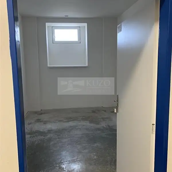 Pronájem skladového prostoru 14 m², Dobříč – náhled fotky 3