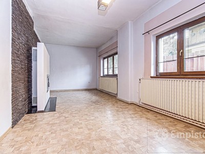 Prodej komerčního prostoru, 146 m² (3 z 13)