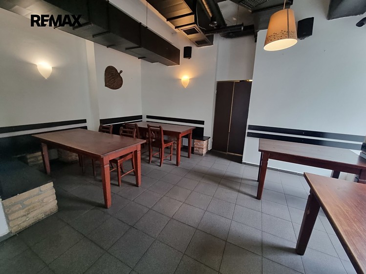 Комерційне приміщення на продаж, 136 м² (7 з 18)