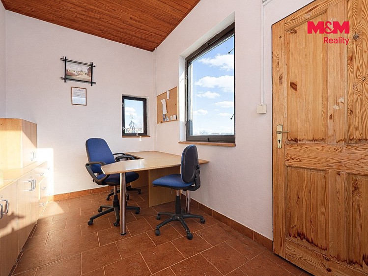 Комерційне приміщення в оренду, 1 030 м² (10 з 10)