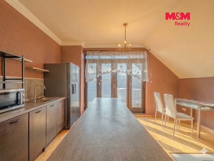 Prodej domu, 300 m² (11 z 24)