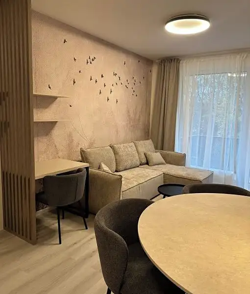 Pronájem bytu 2+kk 61 m², Praha – náhled fotky 2