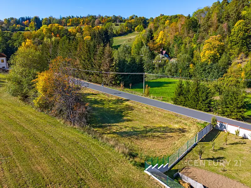 Prodej stavebního pozemku 1451 m², Hartmanice – náhled fotky 2