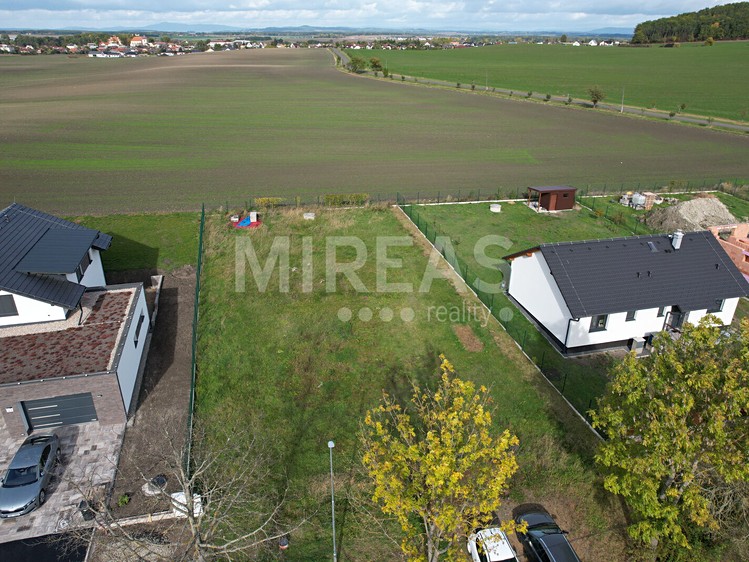 Prodej pozemku, 880 m² (2 z 13)