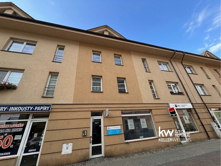 Pronájem bytu 3+kk, 106 m² (14 z 14)
