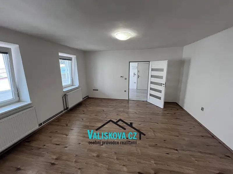Pronájem bytu 1+kk 40 m², Kroměříž – náhled fotky 2