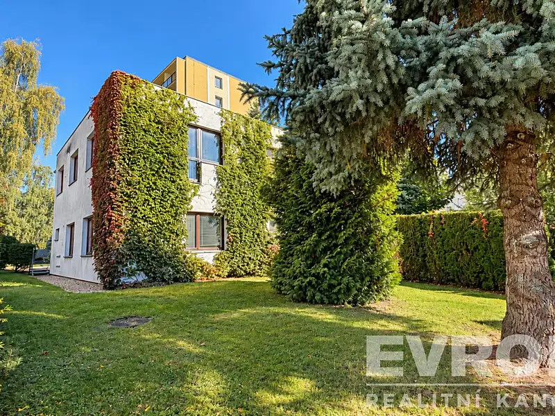 Pronájem bytu 1+kk 32 m², Vrchlabí – náhled fotky 2