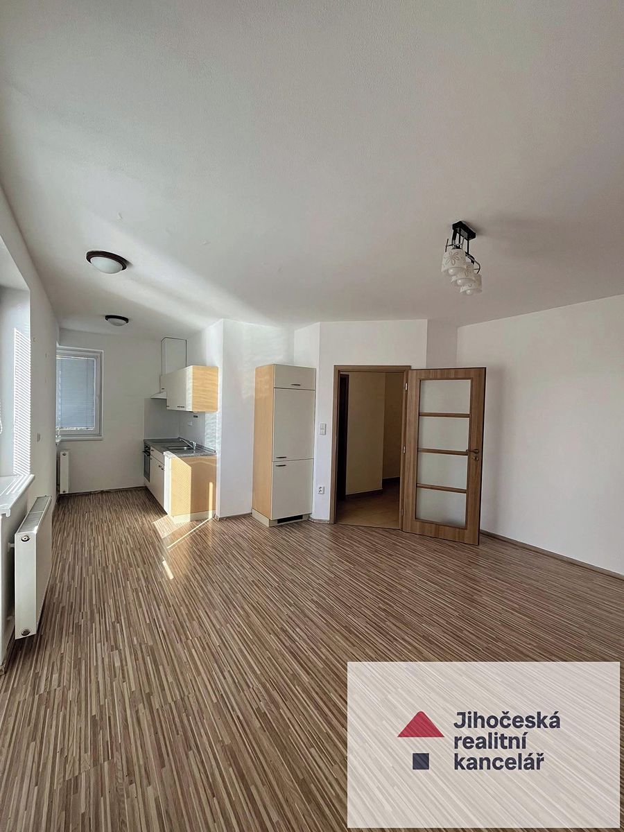 Pronájem bytu 2+kk 44 m², České Budějovice – fotka 1 z 3