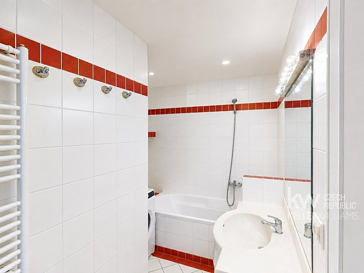 Wohnung 2+1 zum Kauf, 77 m² (21 von 23)