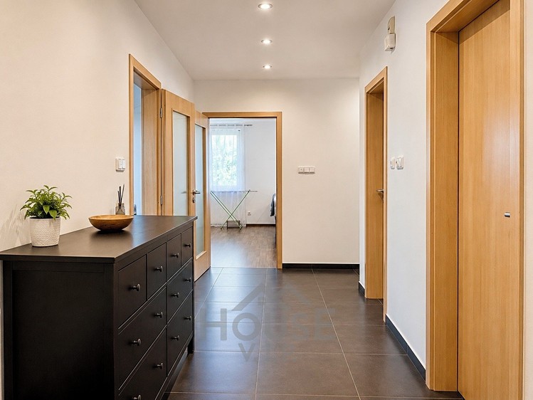 Будинок на продаж, 182 м² (13 з 29)