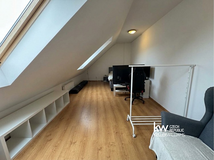 Pronájem bytu 3+kk, 106 m² (12 z 14)
