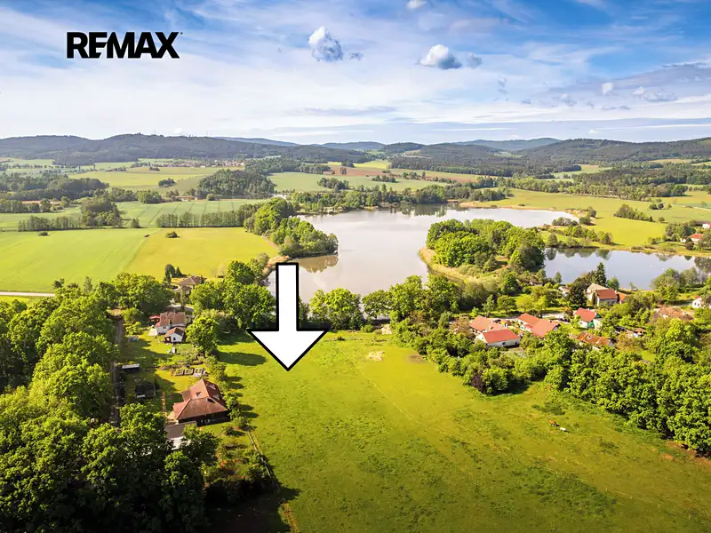 Prodej stavebního pozemku 2561 m², Záboří – náhled fotky 1
