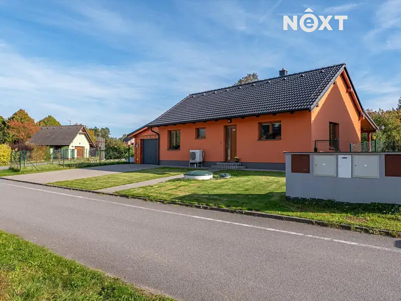 Prodej rodinného domu 104 m², pozemek 922 m², Vysočina – náhled fotky 1