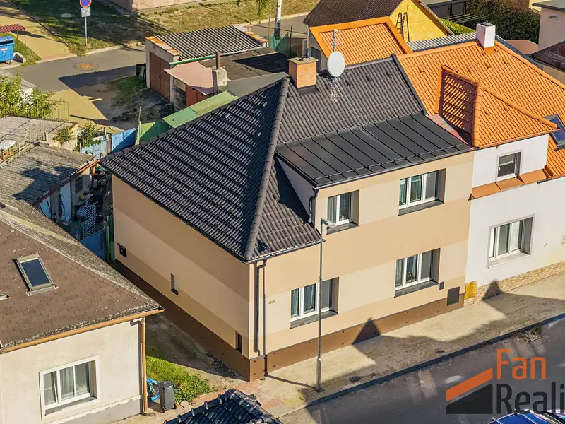Prodej rodinného domu 145 m², pozemek 160 m², Podbořany – náhled fotky 1